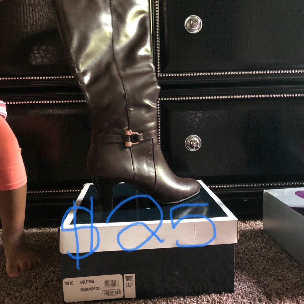Calf leather boots